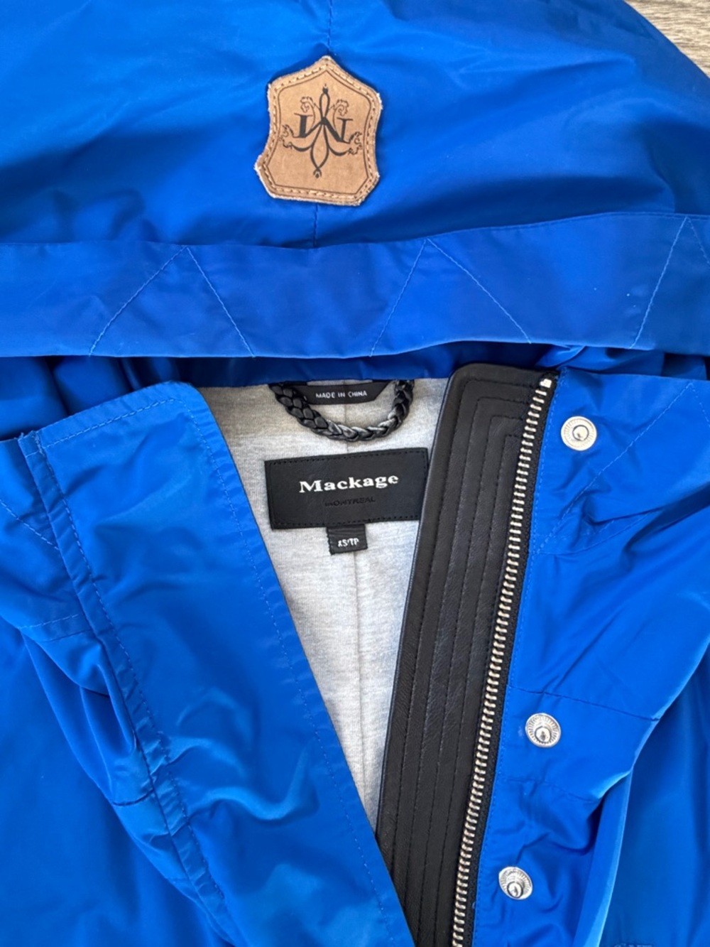 Mackage Royal Blue Hooded Raincoat - XS - Picture 5 of 6